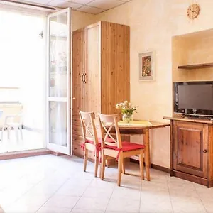 Apartment Il Pontile - Historic Center By Villavistalago, Bellano